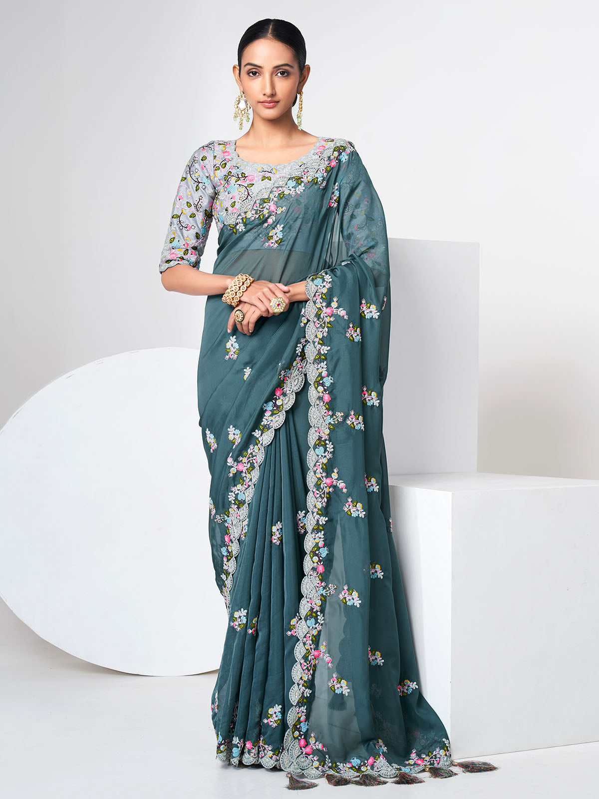 Blue Organza Saree With Unstitched Blouse