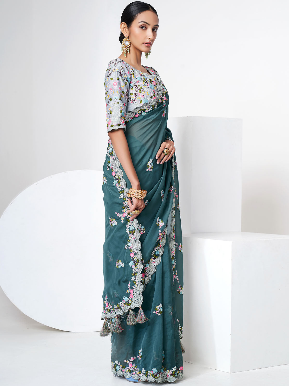 Blue Organza Saree With Unstitched Blouse