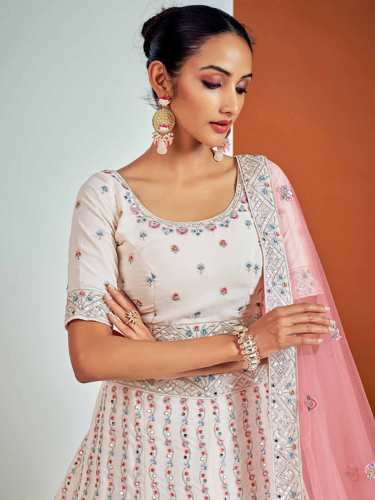 Modren White Georgette Semi Stitched Lehenga With Unstitched Blouse