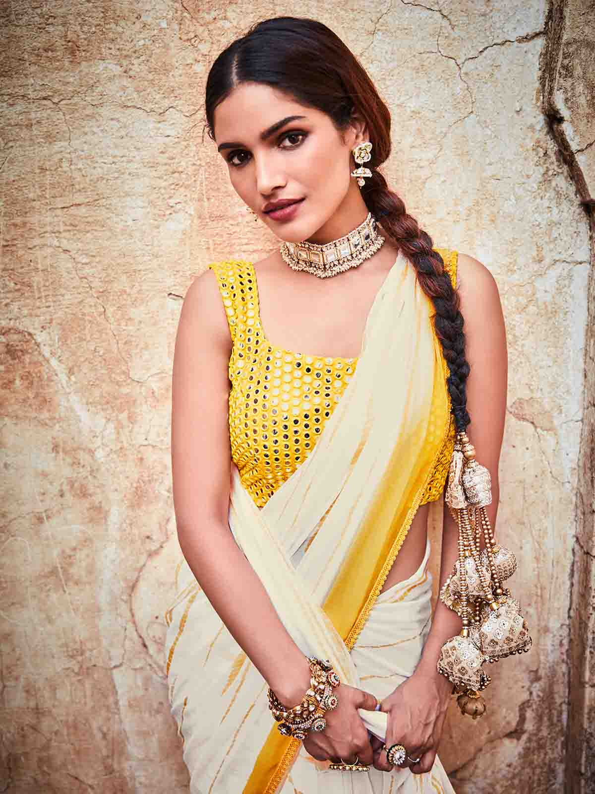White Georgette Embroidered Saree With Unstitched Blouse