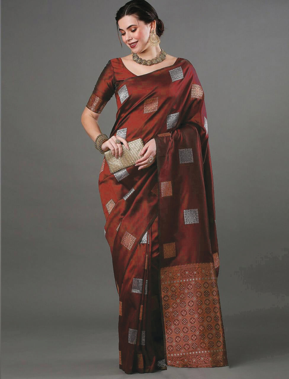 Bewitching Maroon Soft Silk Saree With Adoring Blouse Piece