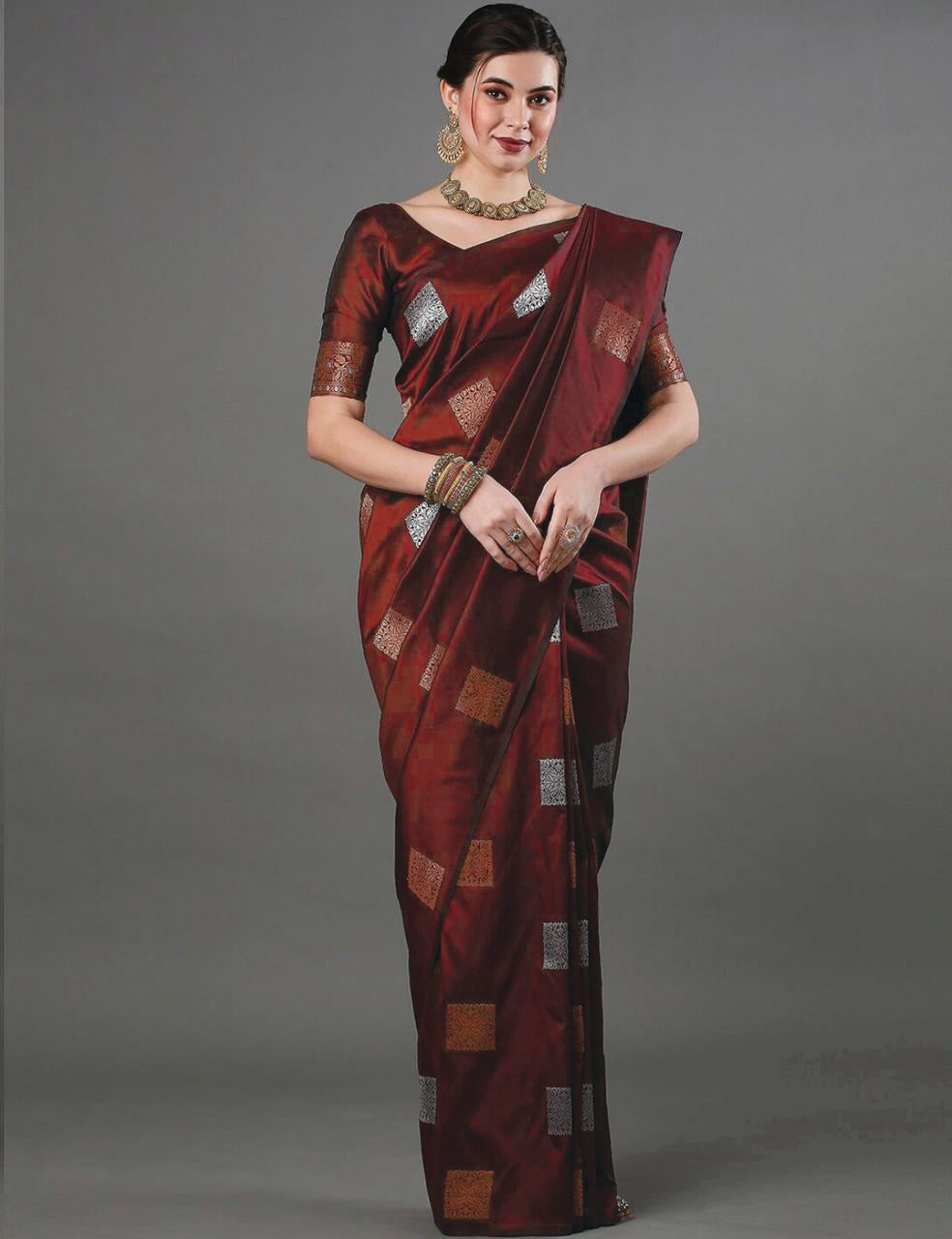 Bewitching Maroon Soft Silk Saree With Adoring Blouse Piece
