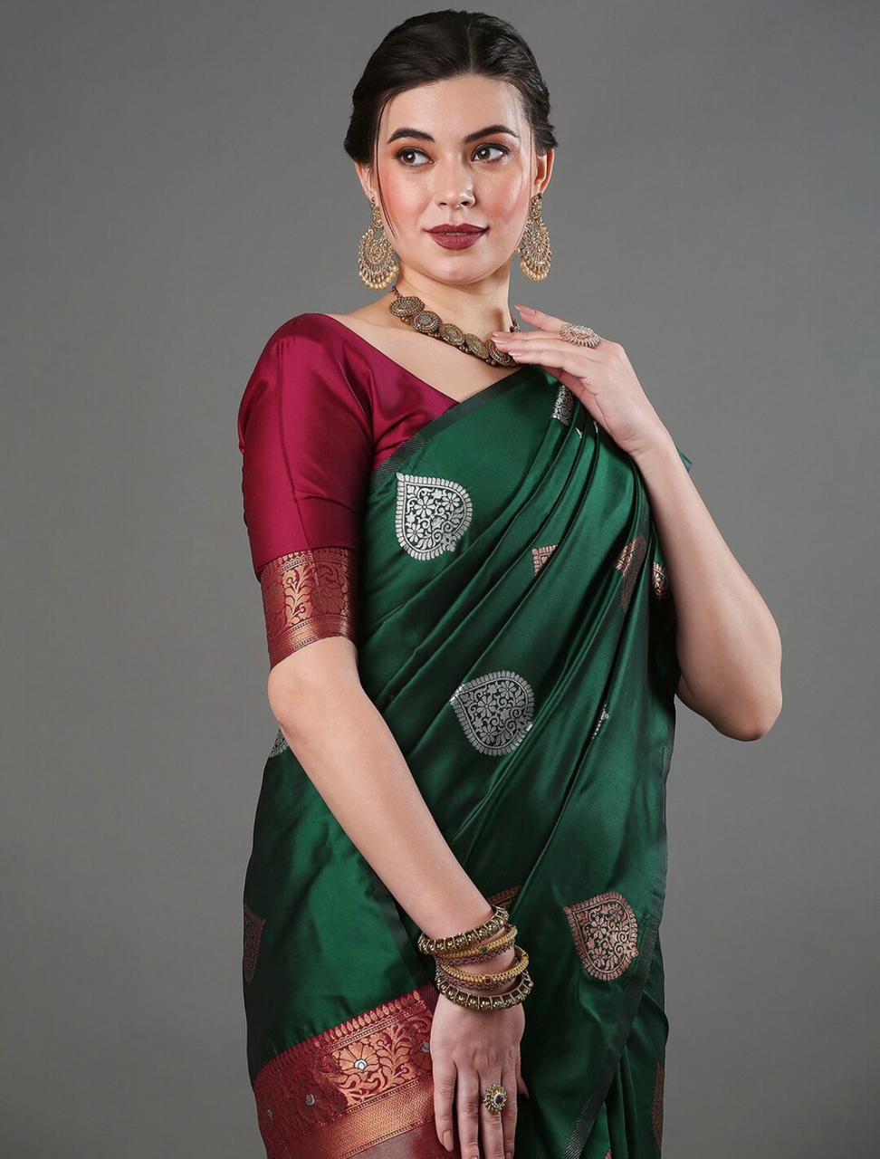 Classy Green Soft Silk Saree With Extraordinary Blouse Piece