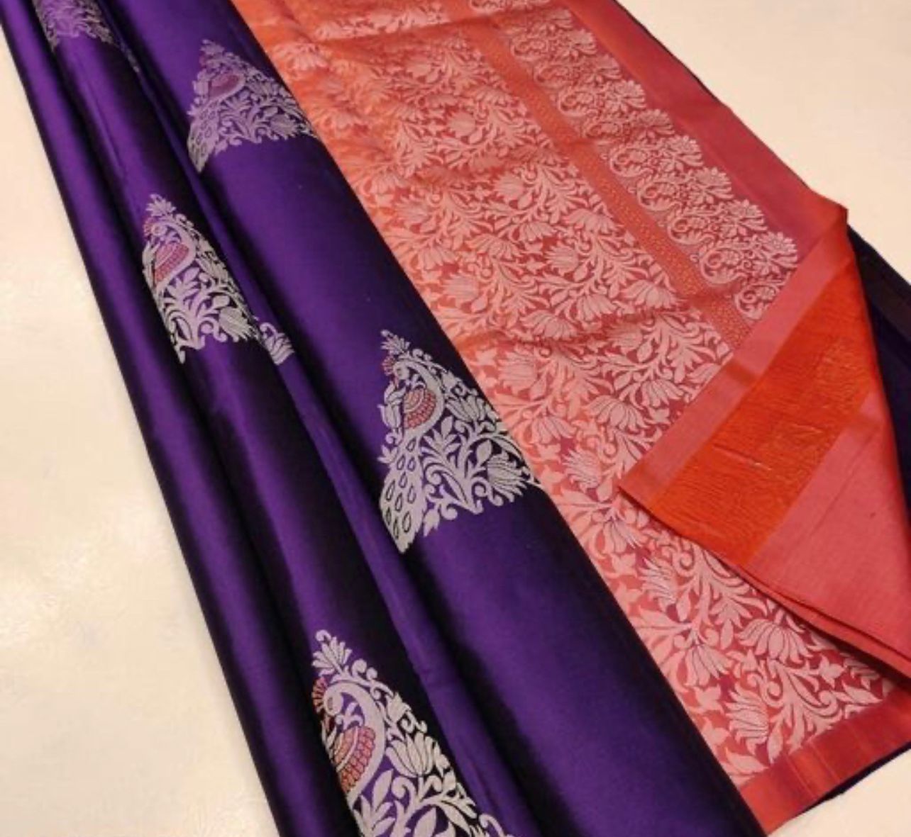Energetic Purple Soft Silk Saree With Attractive Blouse Piece