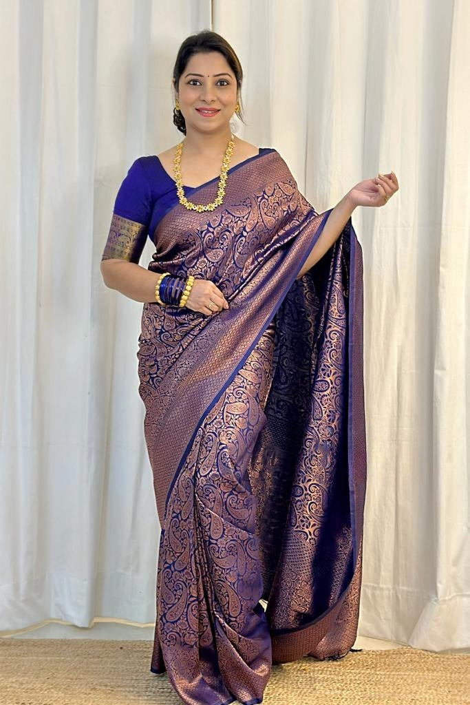 Staggering Blue Soft Silk Saree With Felicitous Blouse Piece