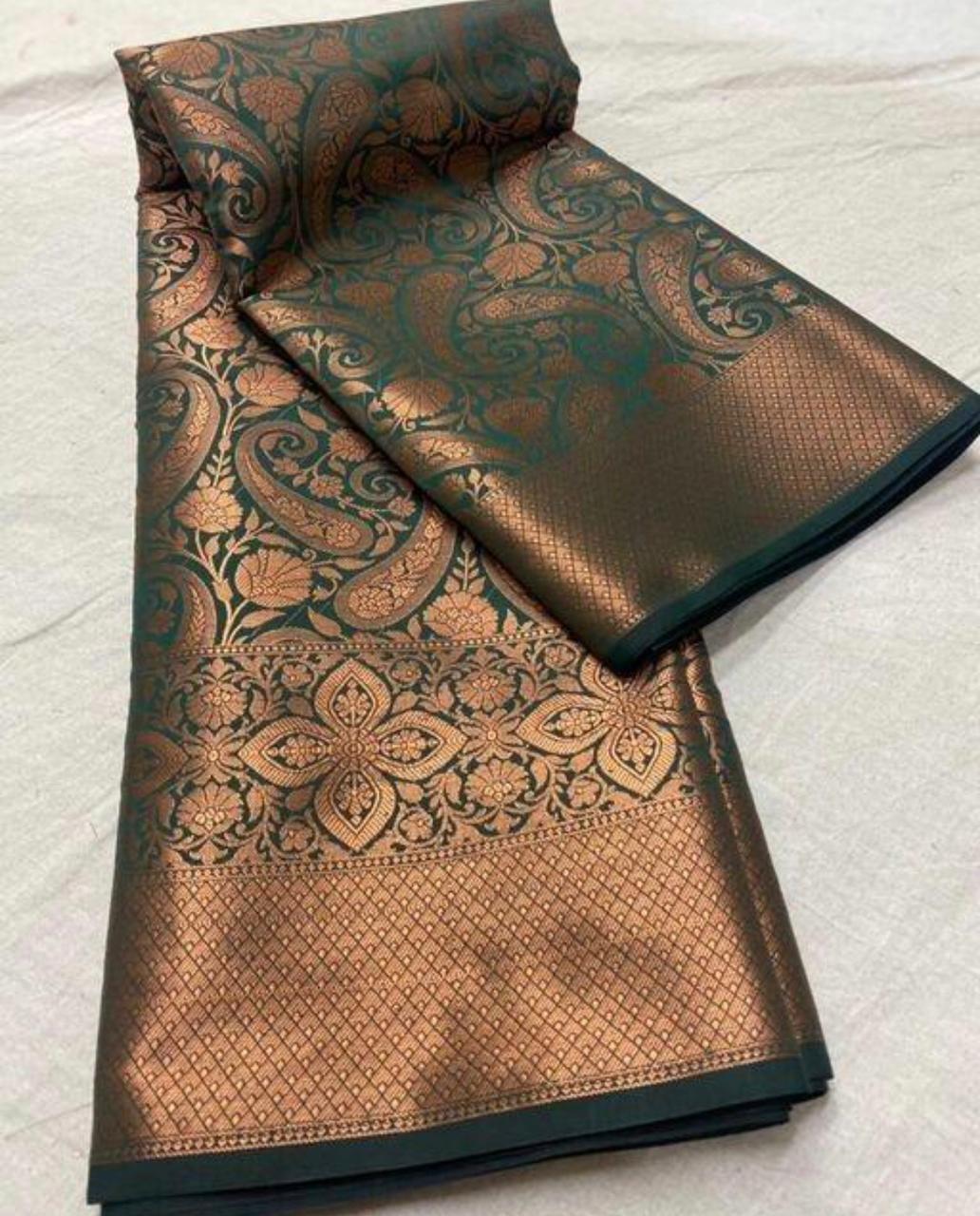 Beleaguer Green Soft Silk Saree With Elision Blouse Piece