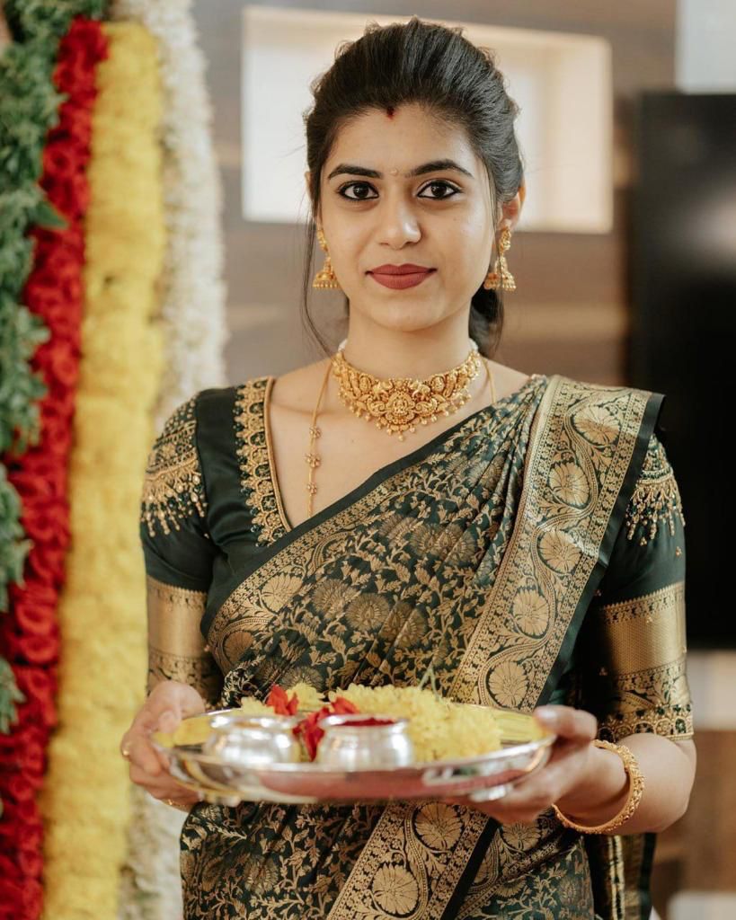 Traditional Dark Green Soft Silk Saree With Hypnotic Blouse Piece
