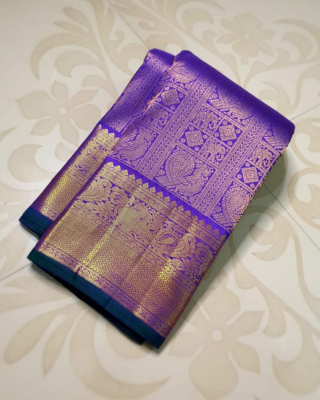 Conflate Royal Blue Soft Silk Saree With Evocative Blouse Piece