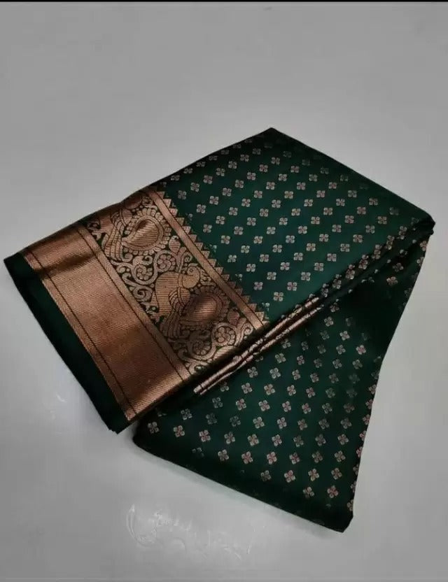 Delightful Dark Green Soft Silk Saree With Glorious Blouse Piece