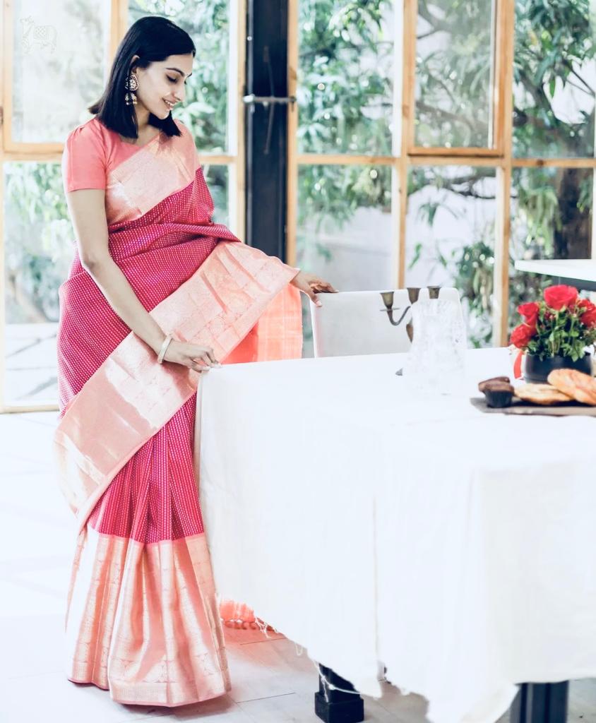 Trendy Pink Soft Silk Saree with Elegant Blouse Piece