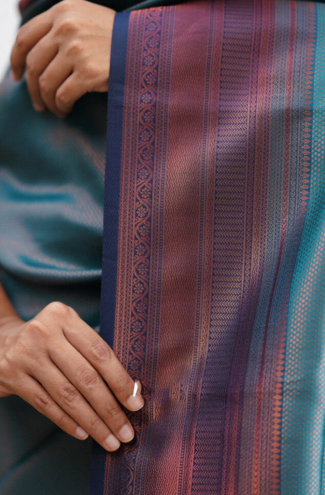 Smart Rama Soft Silk Saree With Ravishing Blouse Piece