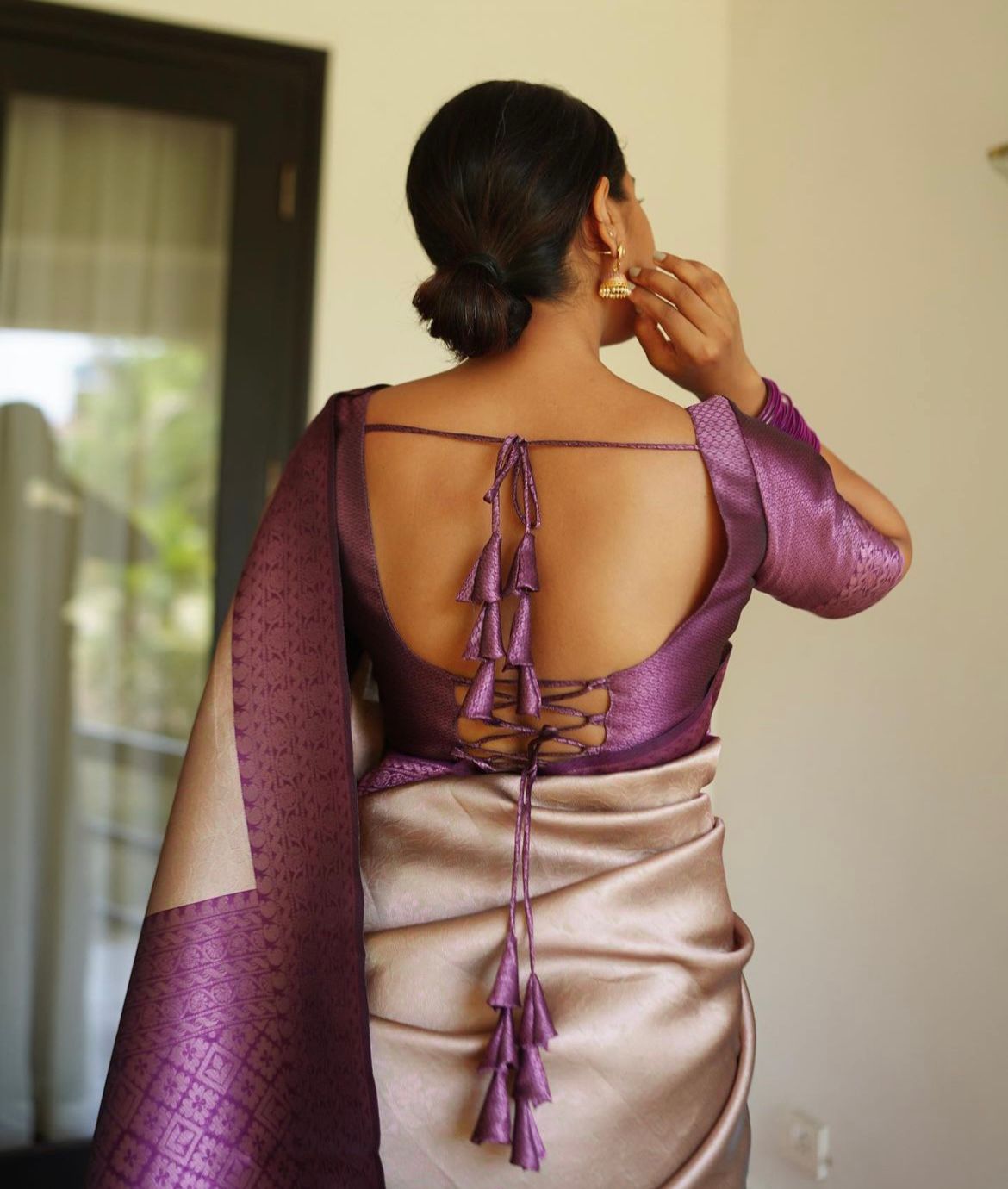Supernal Beige Soft Silk Saree With Engaging Blouse Piece