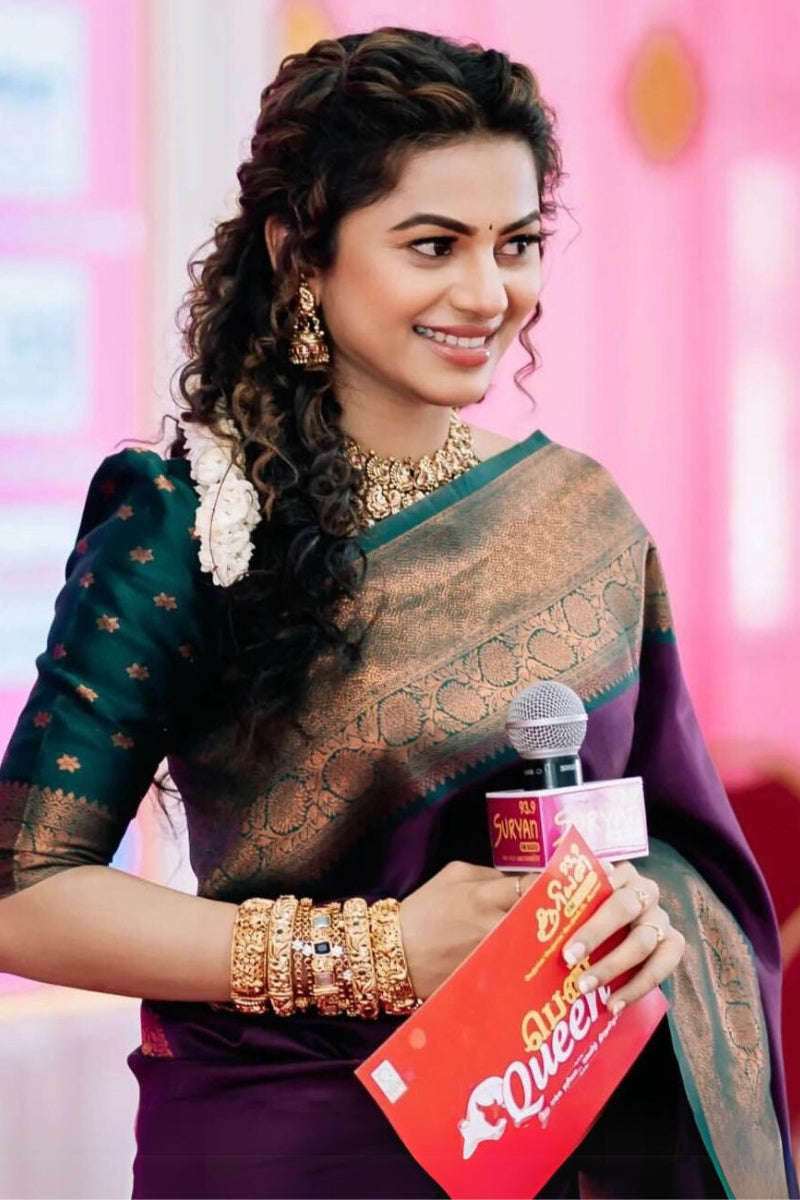 Enchanting Purple Soft Silk Saree With Snazzy Blouse Piece