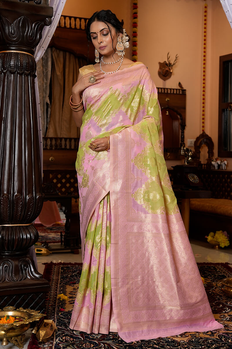 Incomparable Green Linen Cotton Silk Saree With Elaborate Blouse Piece