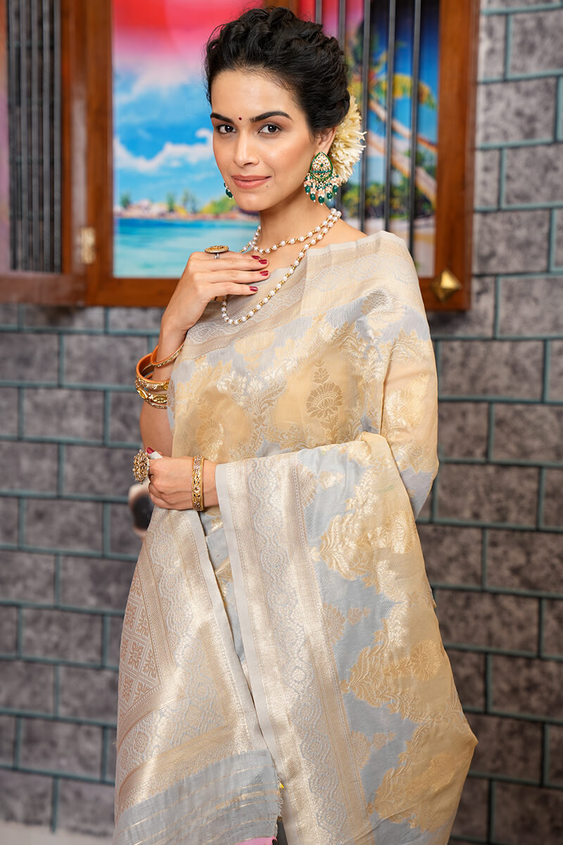 Extraordinary Silver Linen Cotton Silk Saree With Lovely Blouse Piece
