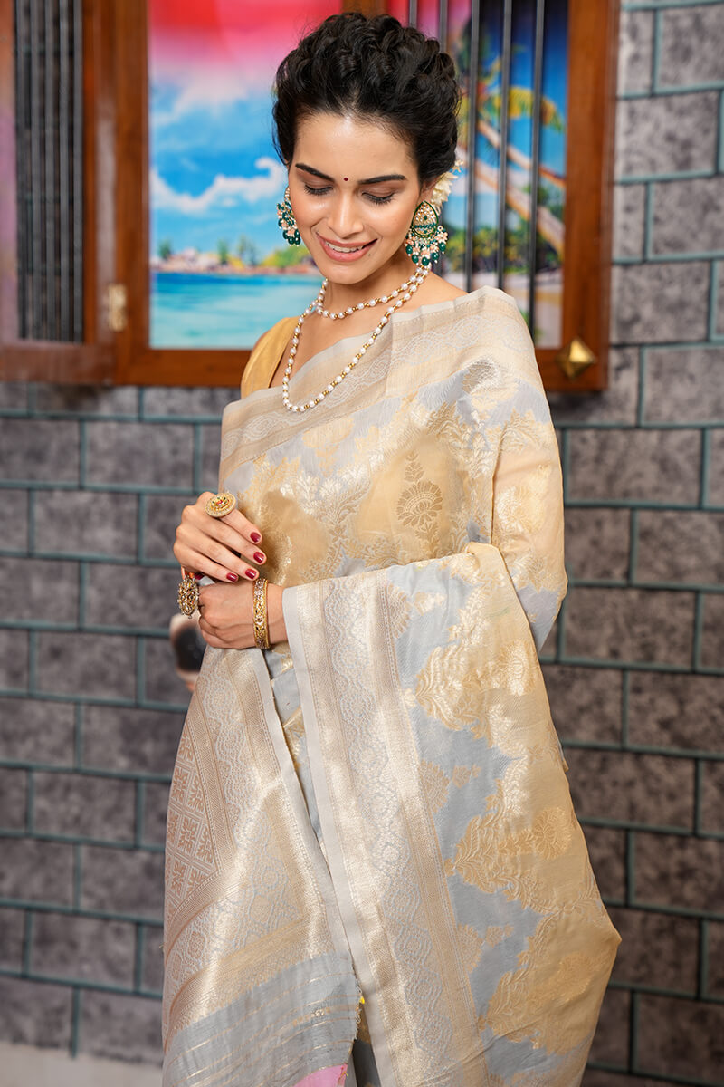 Extraordinary Silver Linen Cotton Silk Saree With Lovely Blouse Piece