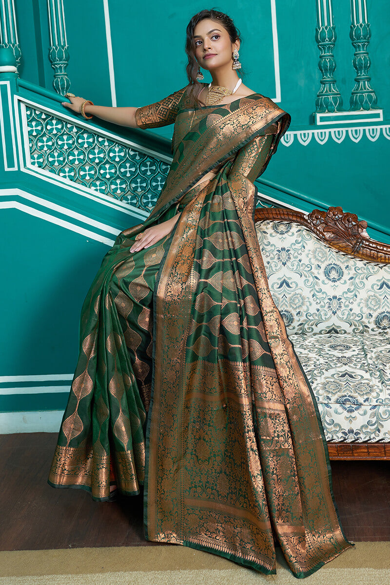 Super classy Maroon Soft Banarasi Silk Saree With Super  Blouse Piece