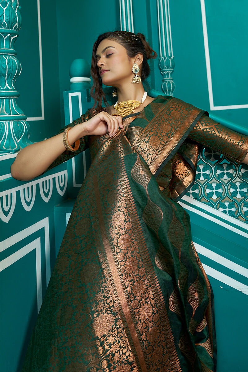 Super classy Maroon Soft Banarasi Silk Saree With Super  Blouse Piece