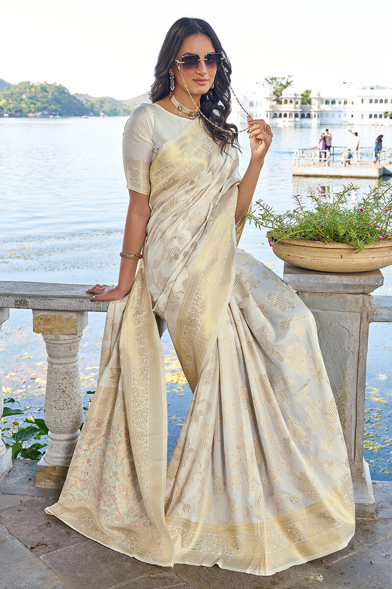 Glowing Beige Kanjivaram Silk Saree With Preferable Blouse Piece