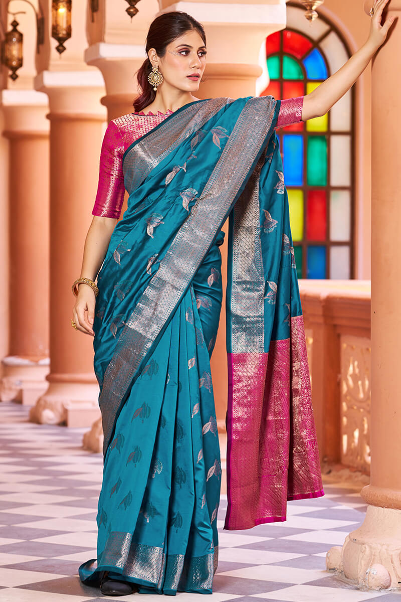 Stunner Rama Soft Banarasi Silk Saree With Enchanting Blouse Piece