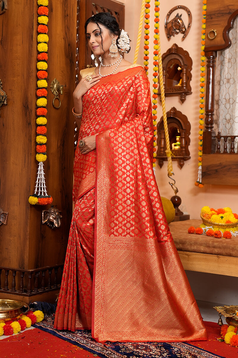 Gorgeous Red Kanjivaram Silk With Tempting Blouse Piece
