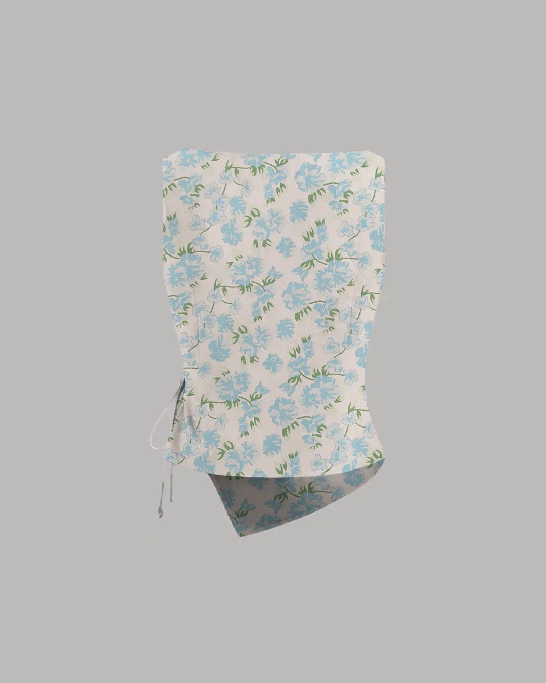 Boat Neck Asymmetrical Hem Floral Sleeveless Top in White and Blue