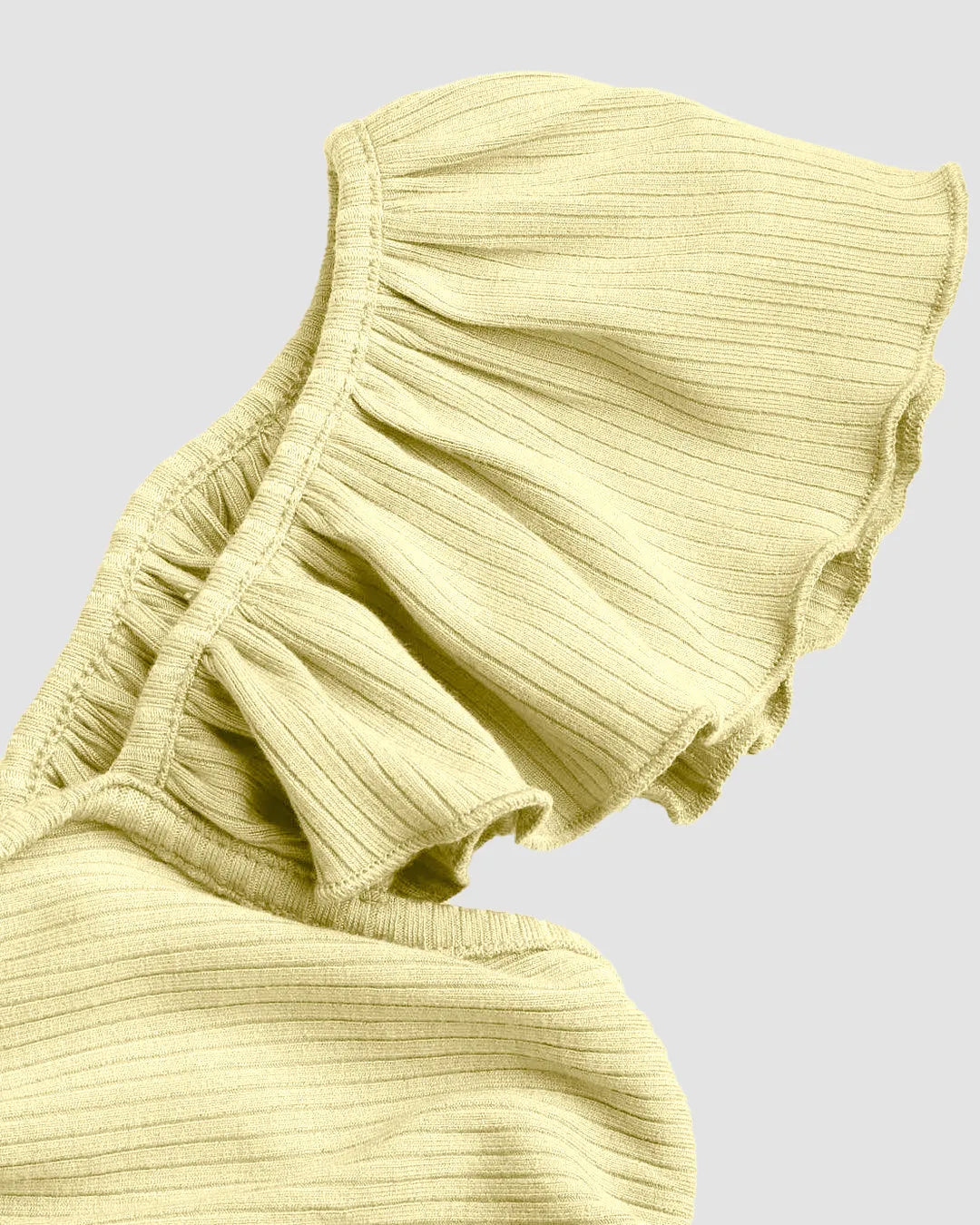 Cropped Vest Ruffle Top In Vanilla