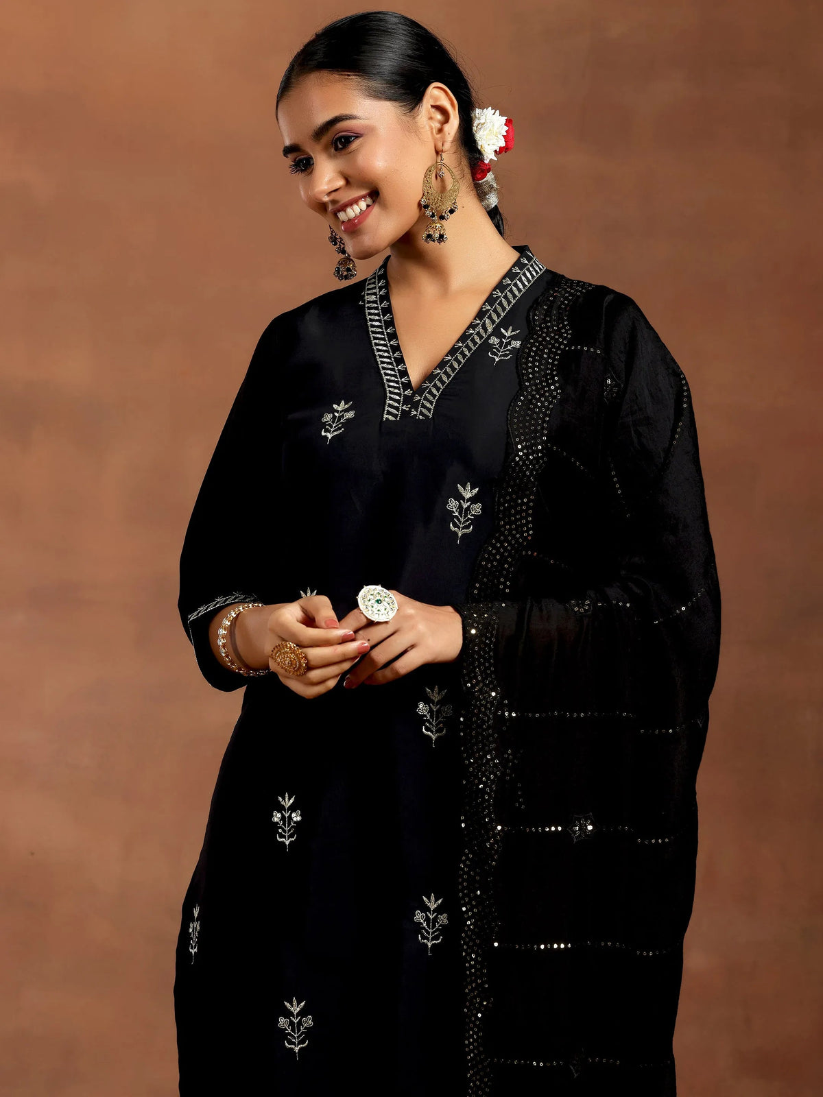 Anouk Black Embroidered Silk Blend Straight Suit With Dupatta