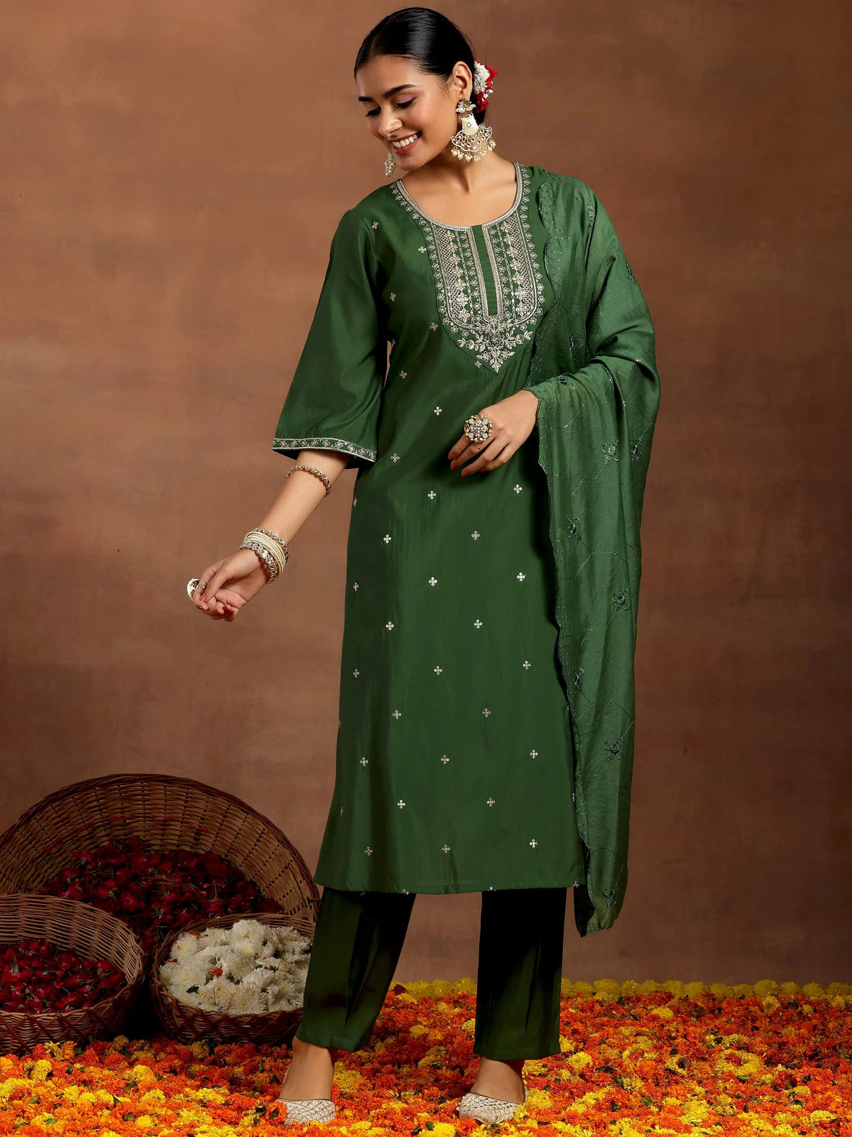 Anouk Green Embroidered Silk Blend Straight Suit With Dupatta