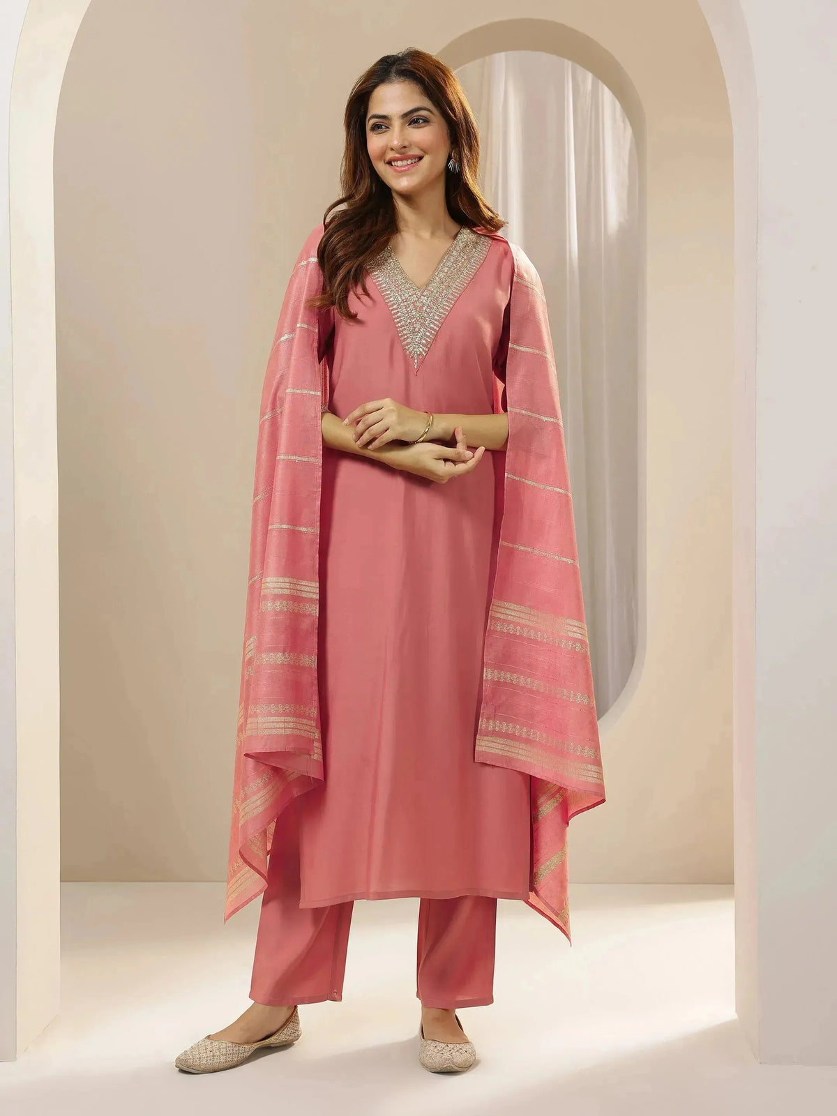 Anouk Peach Embroidered Silk Blend Straight Suit Sets With Dupatta