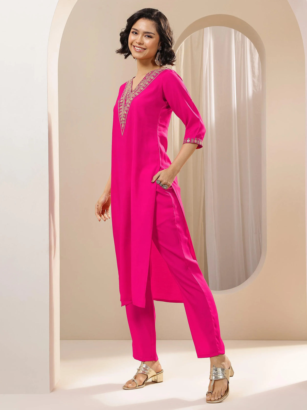 Anouk Pink Embroidered Silk Blend Straight Suit Sets With Dupatta