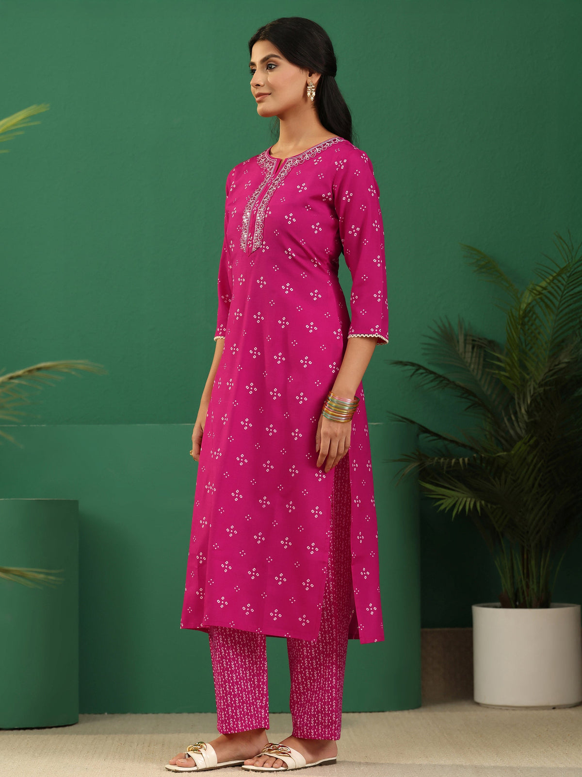 Anouk Magenta Pink Bandhani Cotton Blend Straight Suit Set