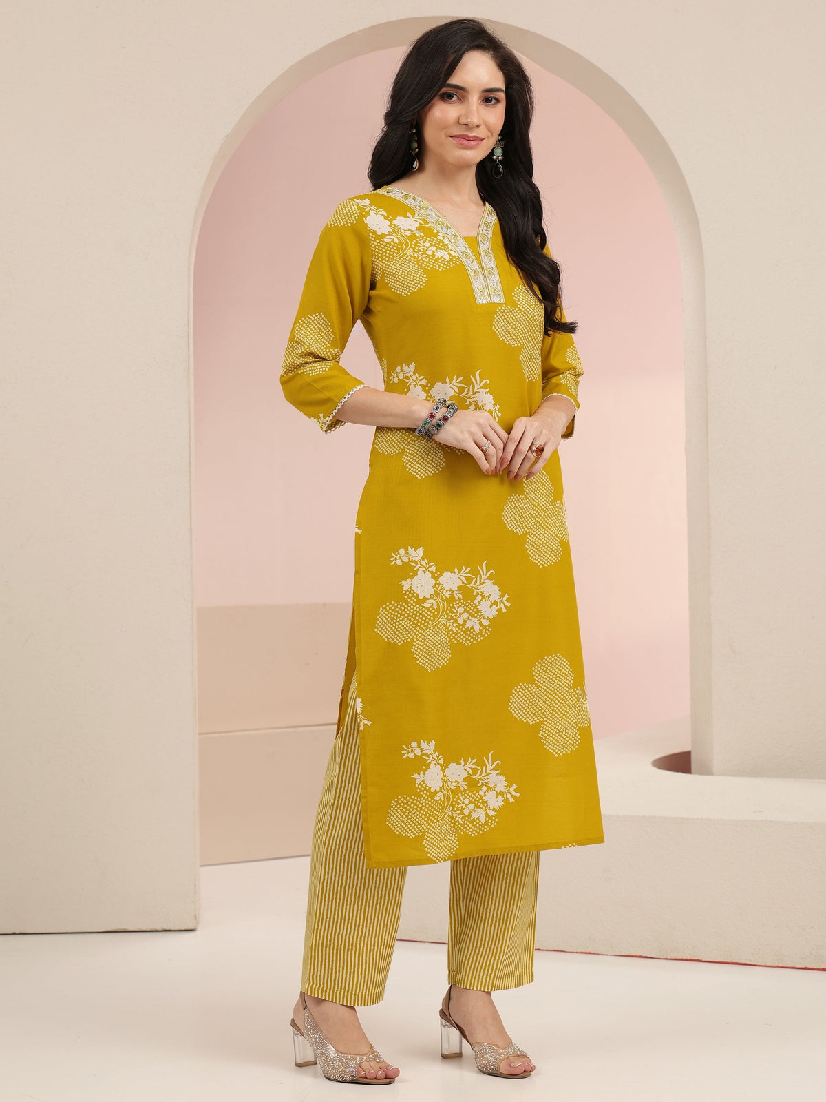 Anouk Mustard Bandhani Printed Cotton Blend Straight Suit Set