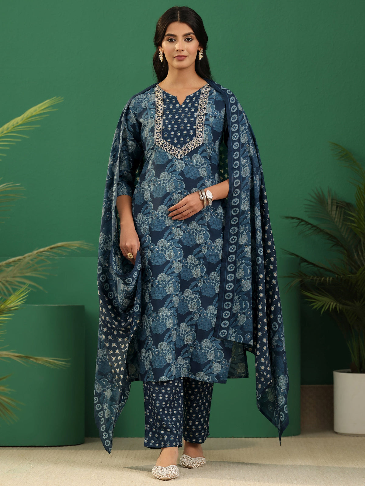 Anouk Blue Floral Printed Cotton Blend A-Line Suit Set