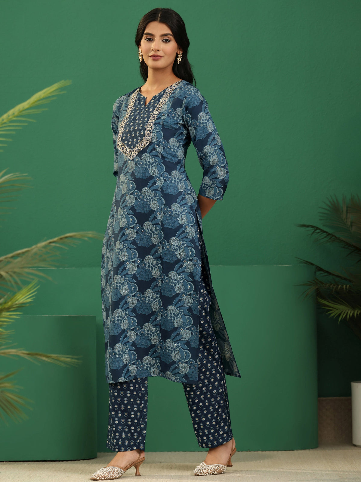 Anouk Blue Floral Printed Cotton Blend A-Line Suit Set