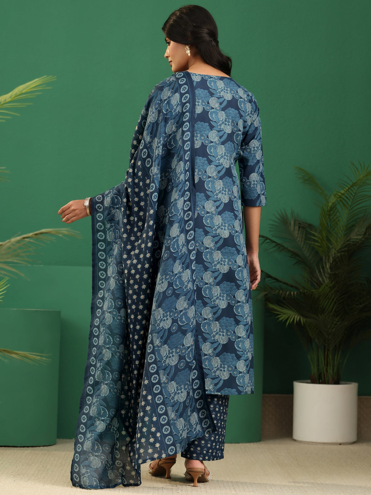 Anouk Blue Floral Printed Cotton Blend A-Line Suit Set