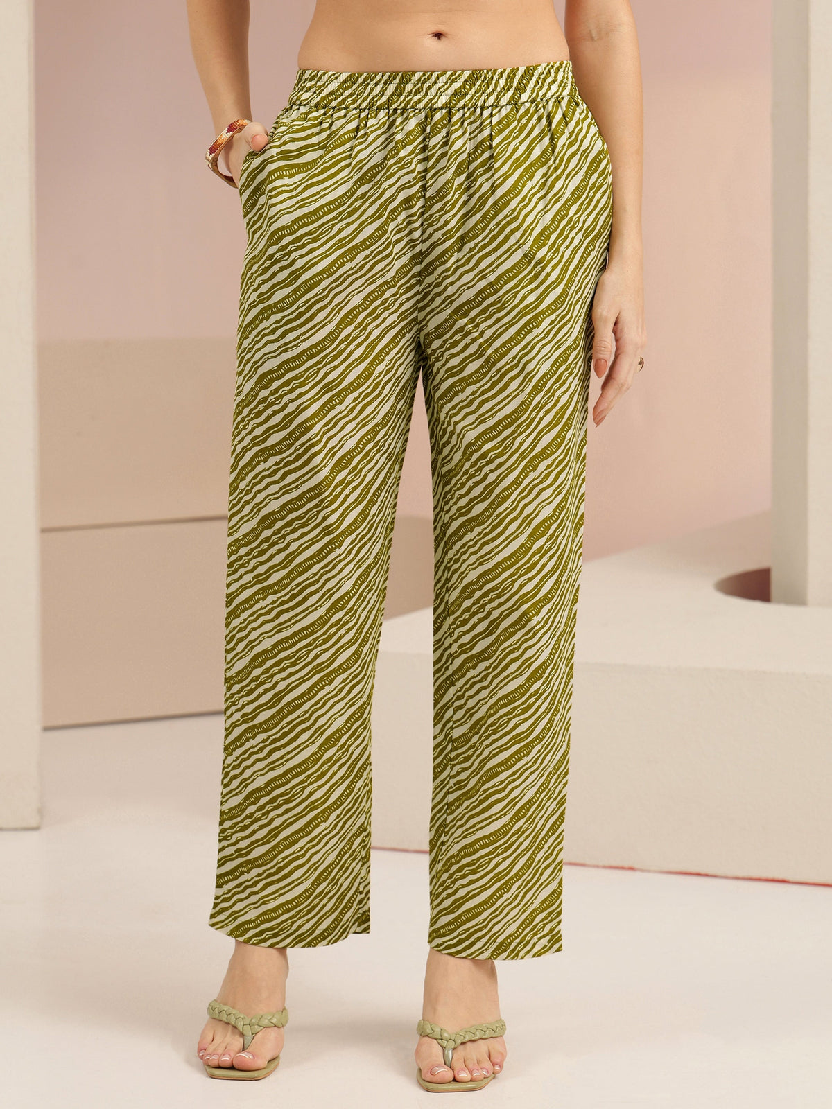 Anouk Olive Green Floral Printed Cotton Blend Straight Suit Set