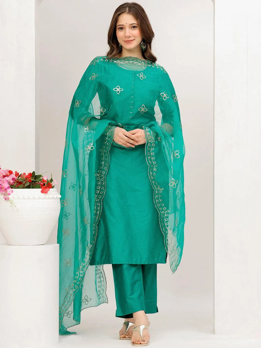 Anouk Green Solid Silk Blend Straight Suit With Dupatta