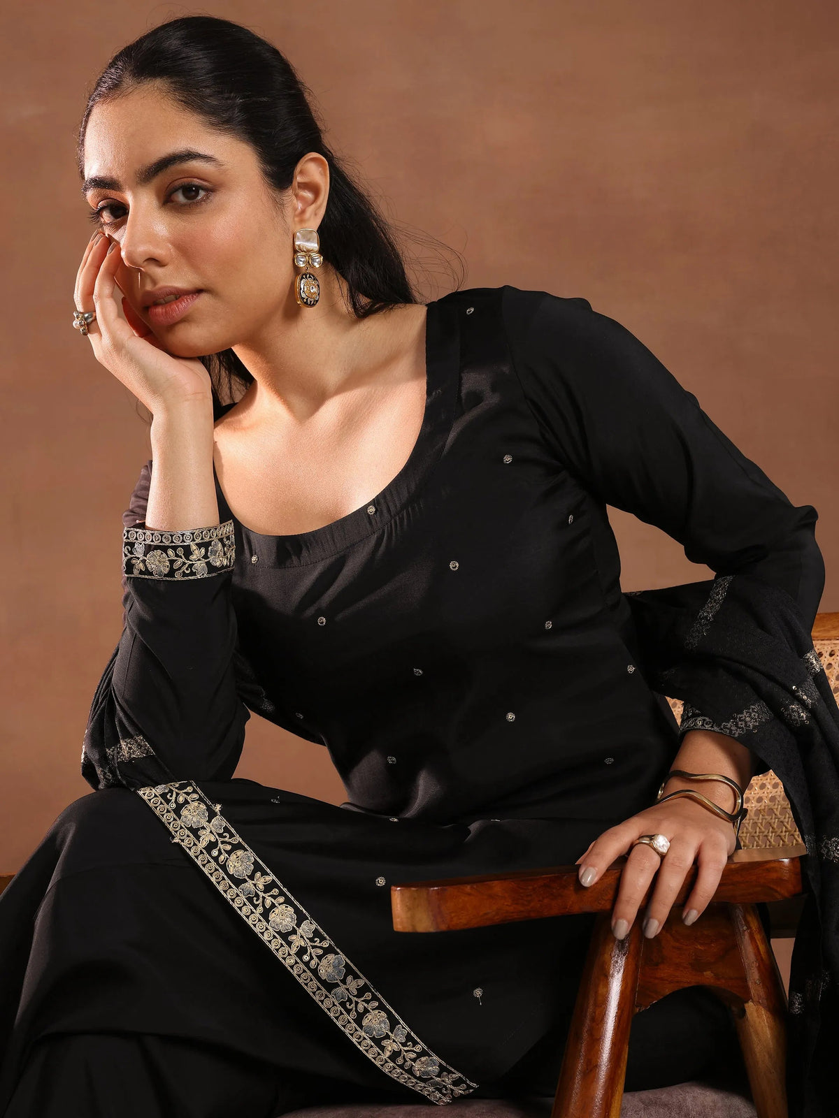 Anouk Black Embroidered Silk Blend Straight Suit Set With Dupatta