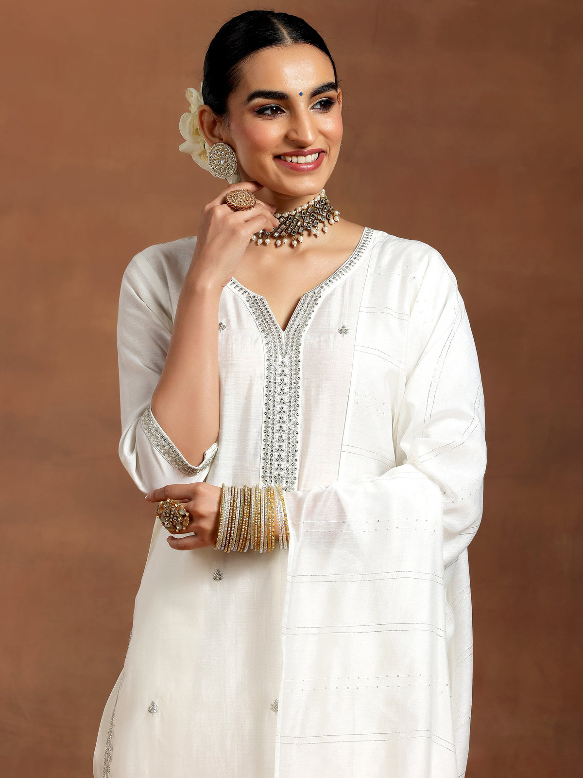 Anouk White Embroidered Silk Blend Straight Suit With Dupatta