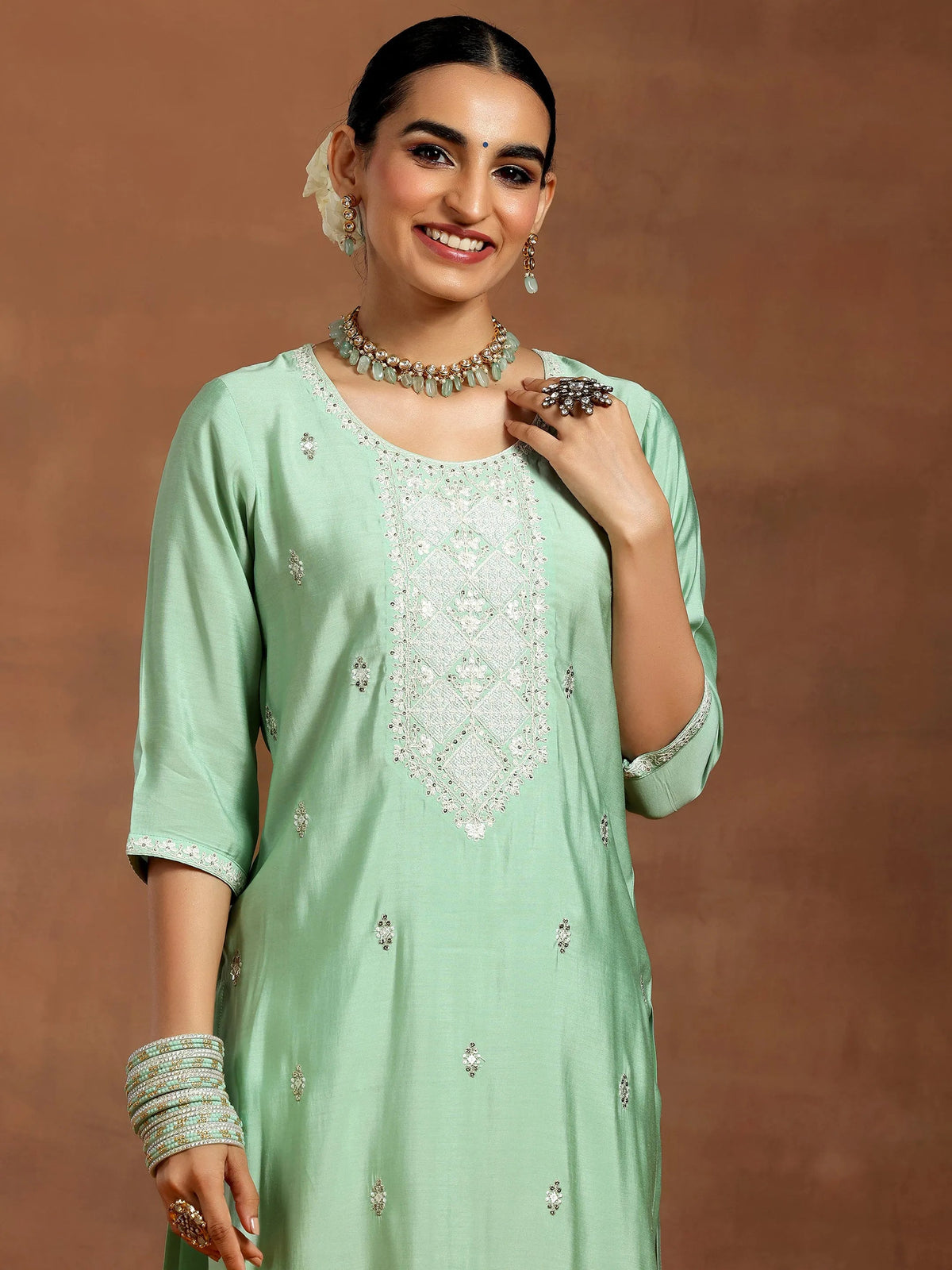 Anouk Green Embroidered Silk Blend Straight Suit With Dupatta