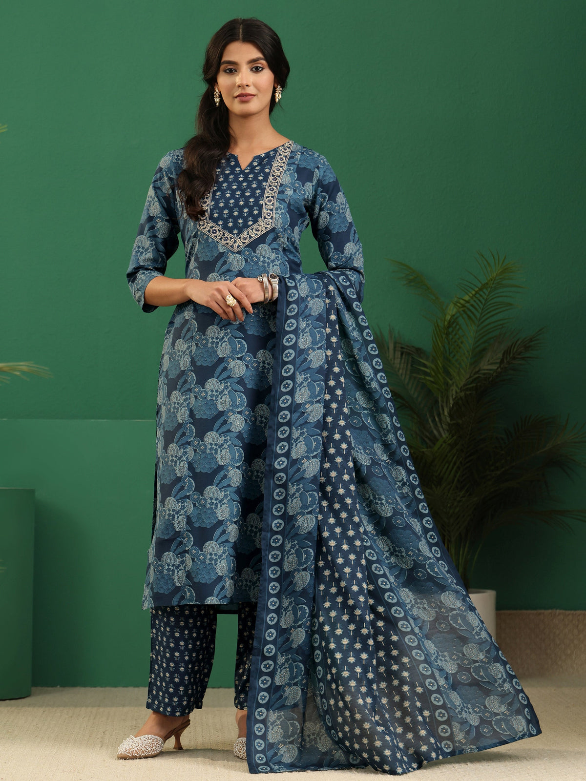 Anouk Blue Floral Printed Cotton Blend A-Line Suit Set