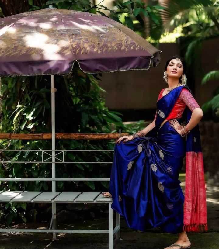 Radiant Blue Soft Silk Saree With Lissome Blouse Piece