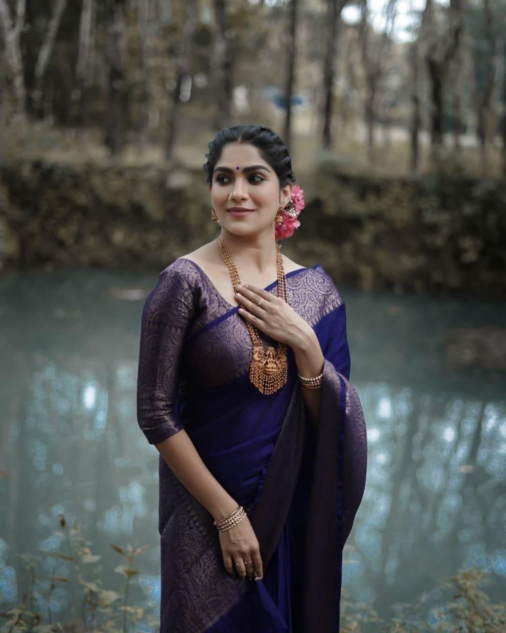 Imbrication Navy Blue Soft Silk Saree With Angelic Blouse Piece