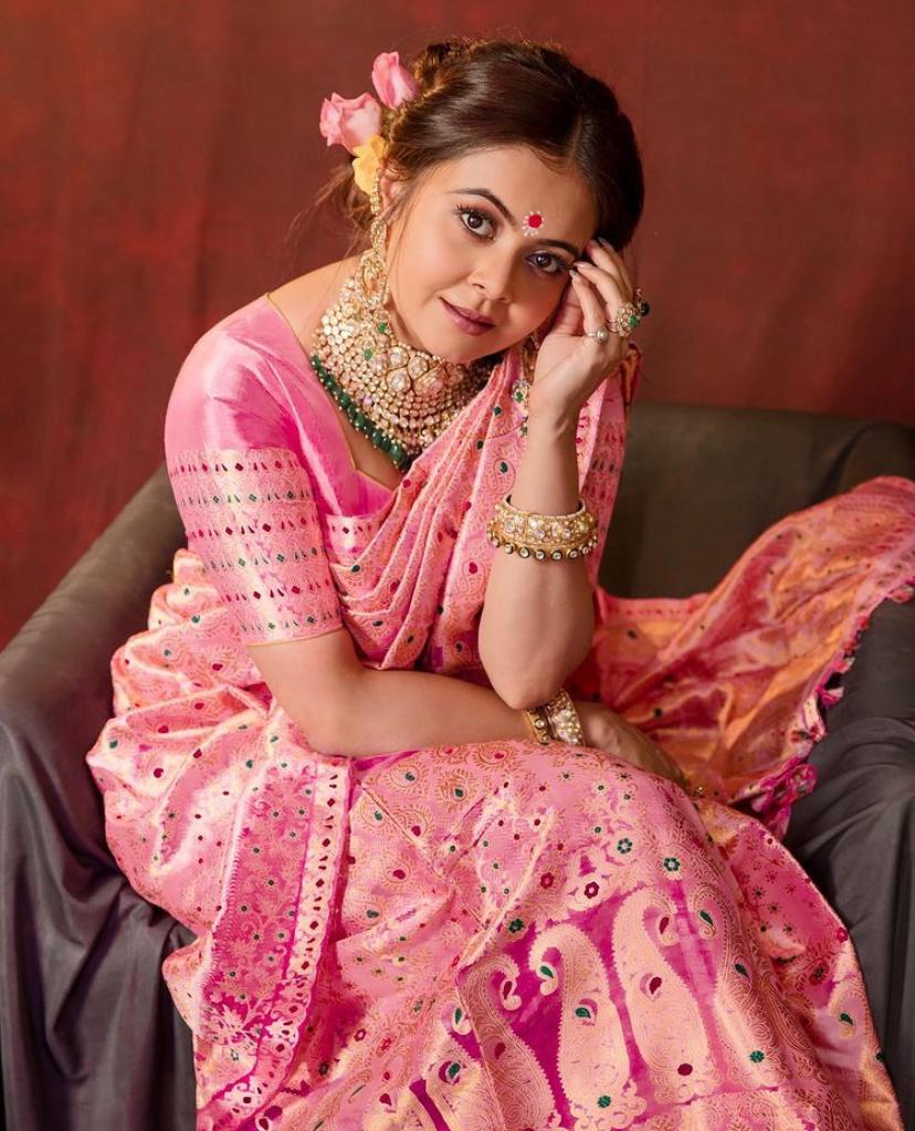 Propinquity Pink Soft Silk Saree With Flaunt Blouse Piece