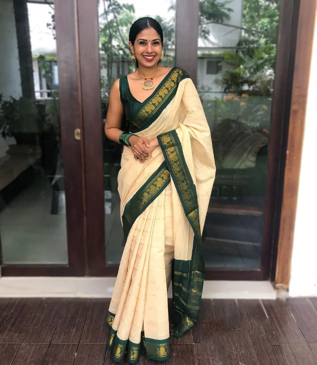 Unequalled Off White Soft Silk Saree With Angelic Blouse Piece