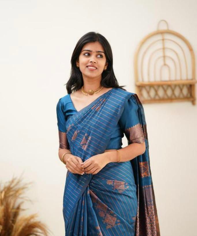 Mesmerising Rama Soft Silk Saree With Wonderful Blouse Piece