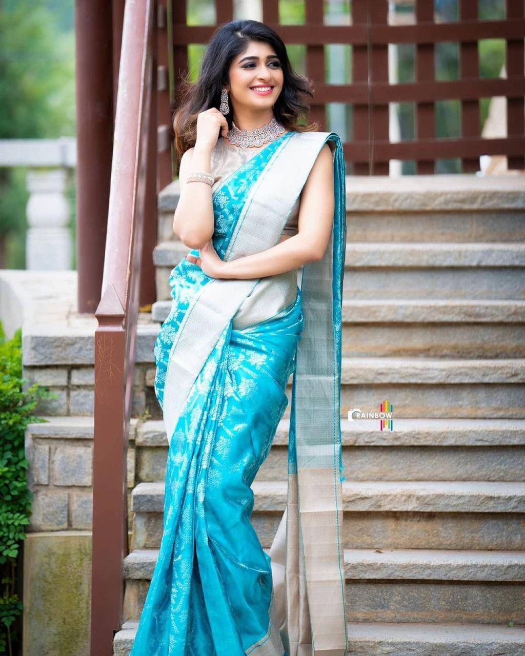 Outstanding Firozi Soft Banarasi Silk Saree With Prettiest Blouse Piece