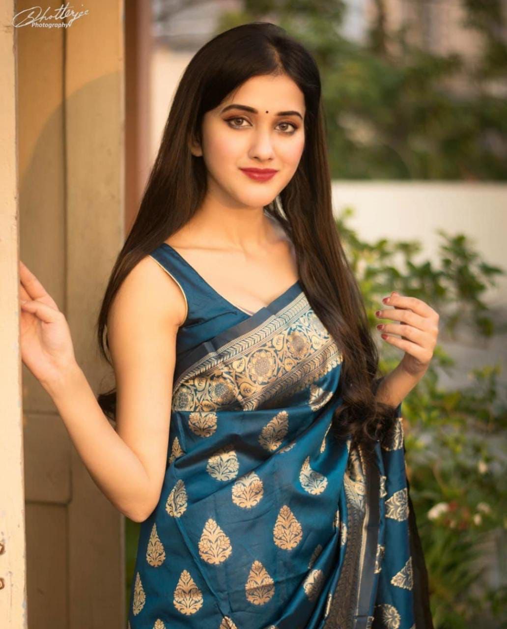Snazzy Blue Soft Banarasi Silk Saree With Nemesis Blouse Piece