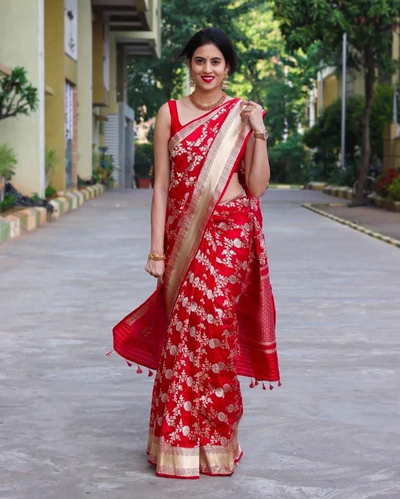 Divine Red Soft Banarasi Silk Saree With Seraglio Blouse Piece